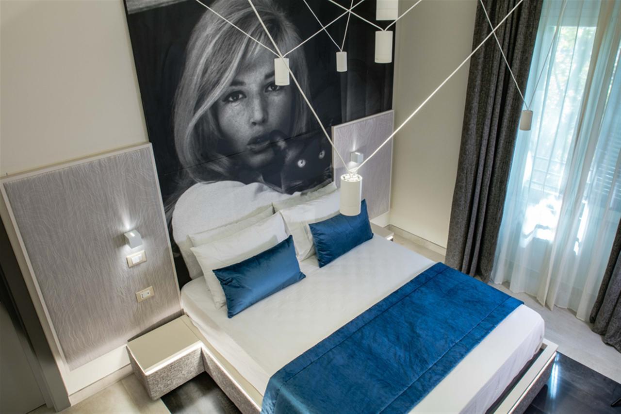 Via Veneto Luxury Suites โรม ภายนอก รูปภาพ
