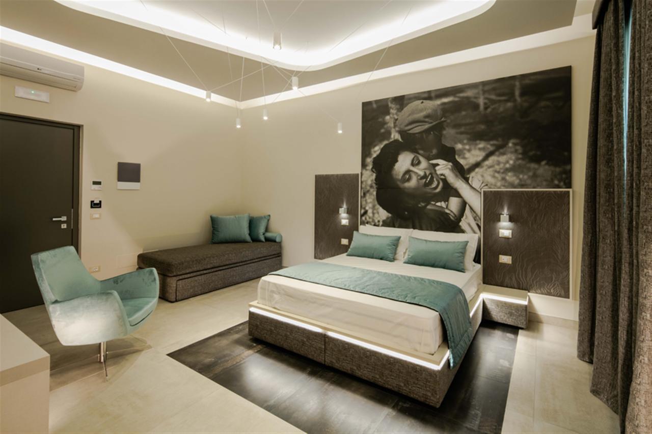 Via Veneto Luxury Suites โรม ภายนอก รูปภาพ